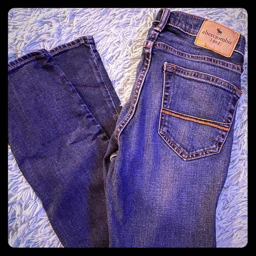 Abercrombie kids jeans. Size 11/12 💕